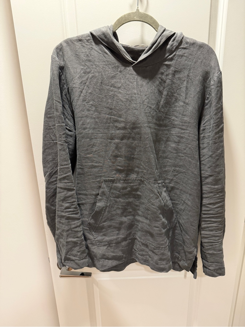 James Perse Men's Charcoal Gray Lightweight Hoodie